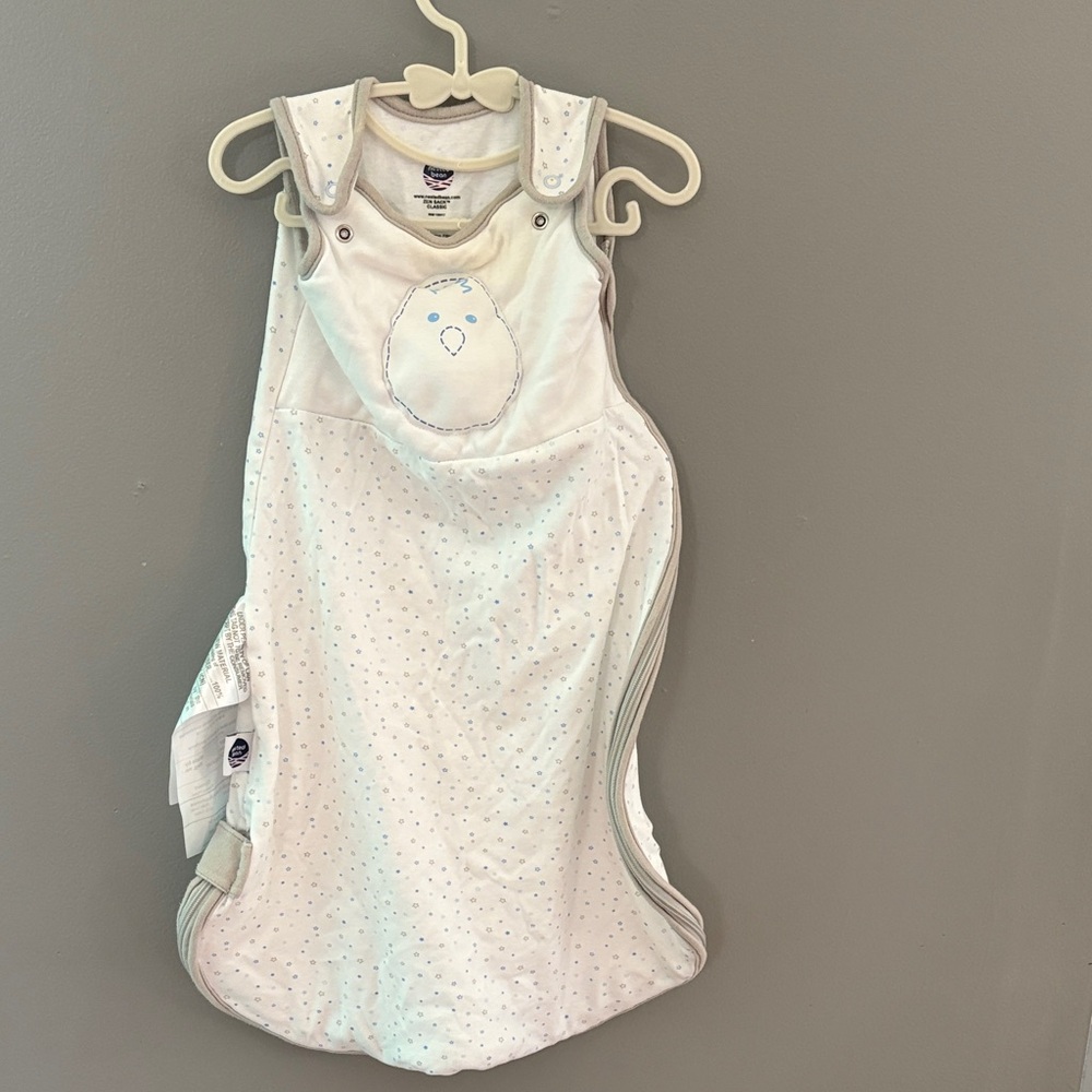 Nested Bean Zen Sack Classic in White and Gray